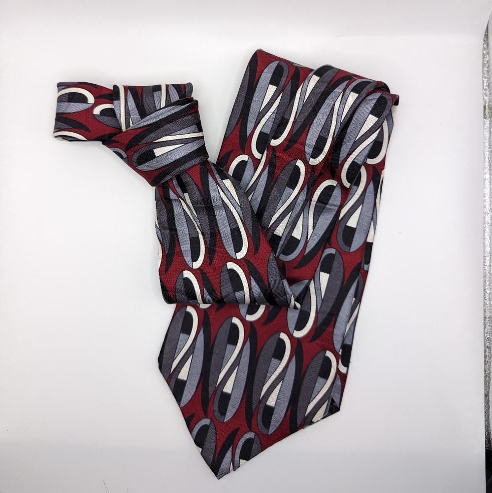 Totally 90s Vintage Men's Tie Zylos George Mechado